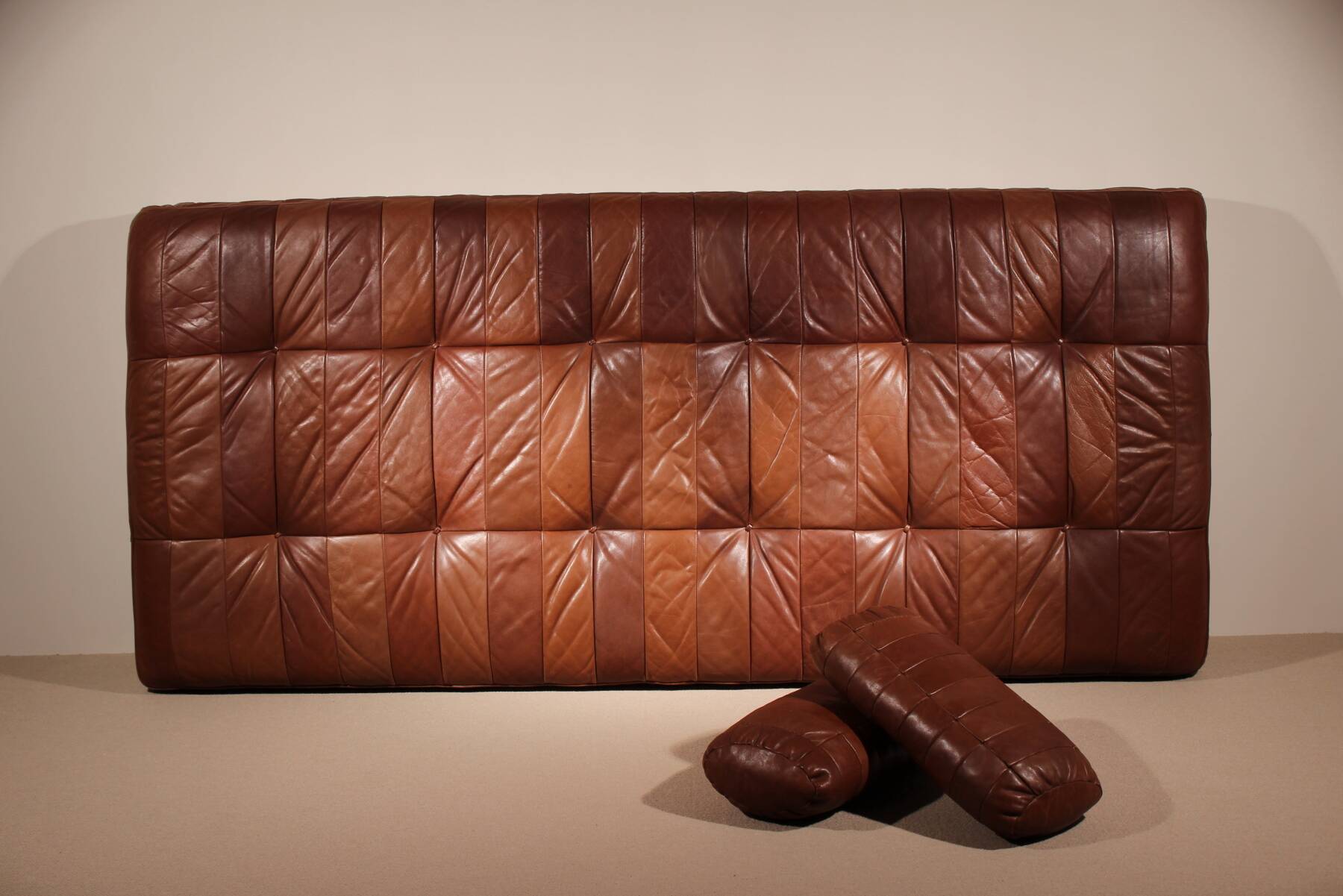 Lit de jour 'DS-80' en cuir patchwork cognac par De Sede, Suisse