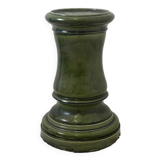 Green glazed ceramic stand