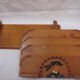 Porte courrier en bois breton de 1930