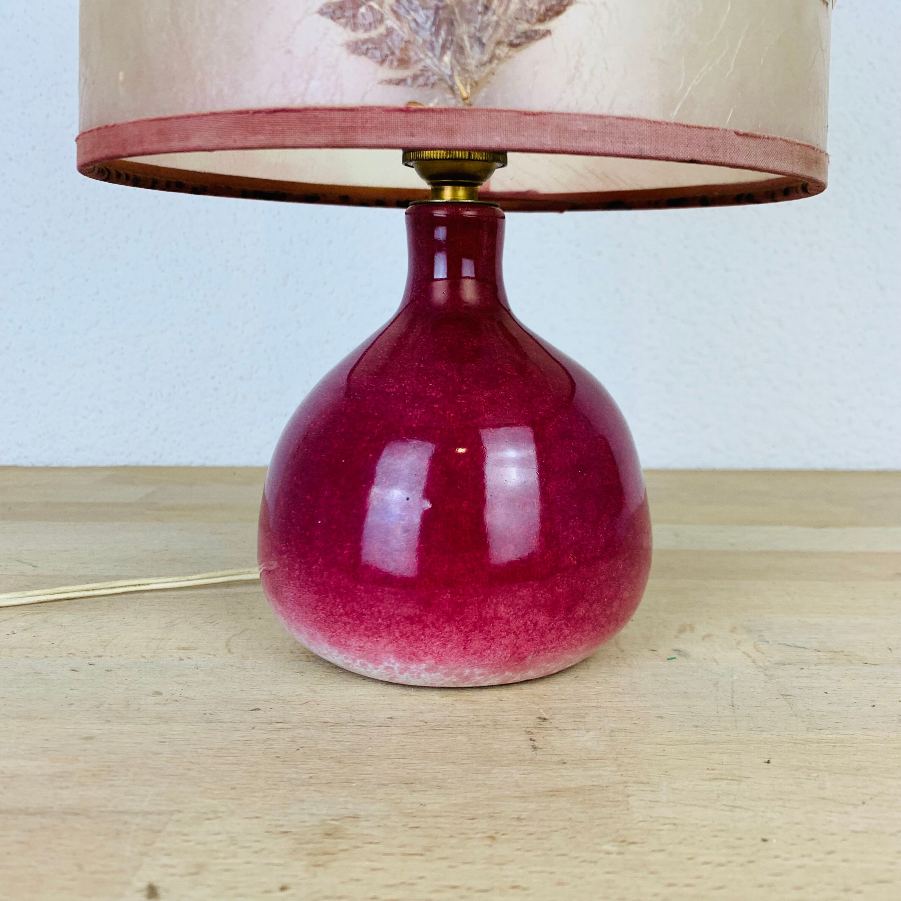 Pink ceramic fig lamp, dried flowers lampshade