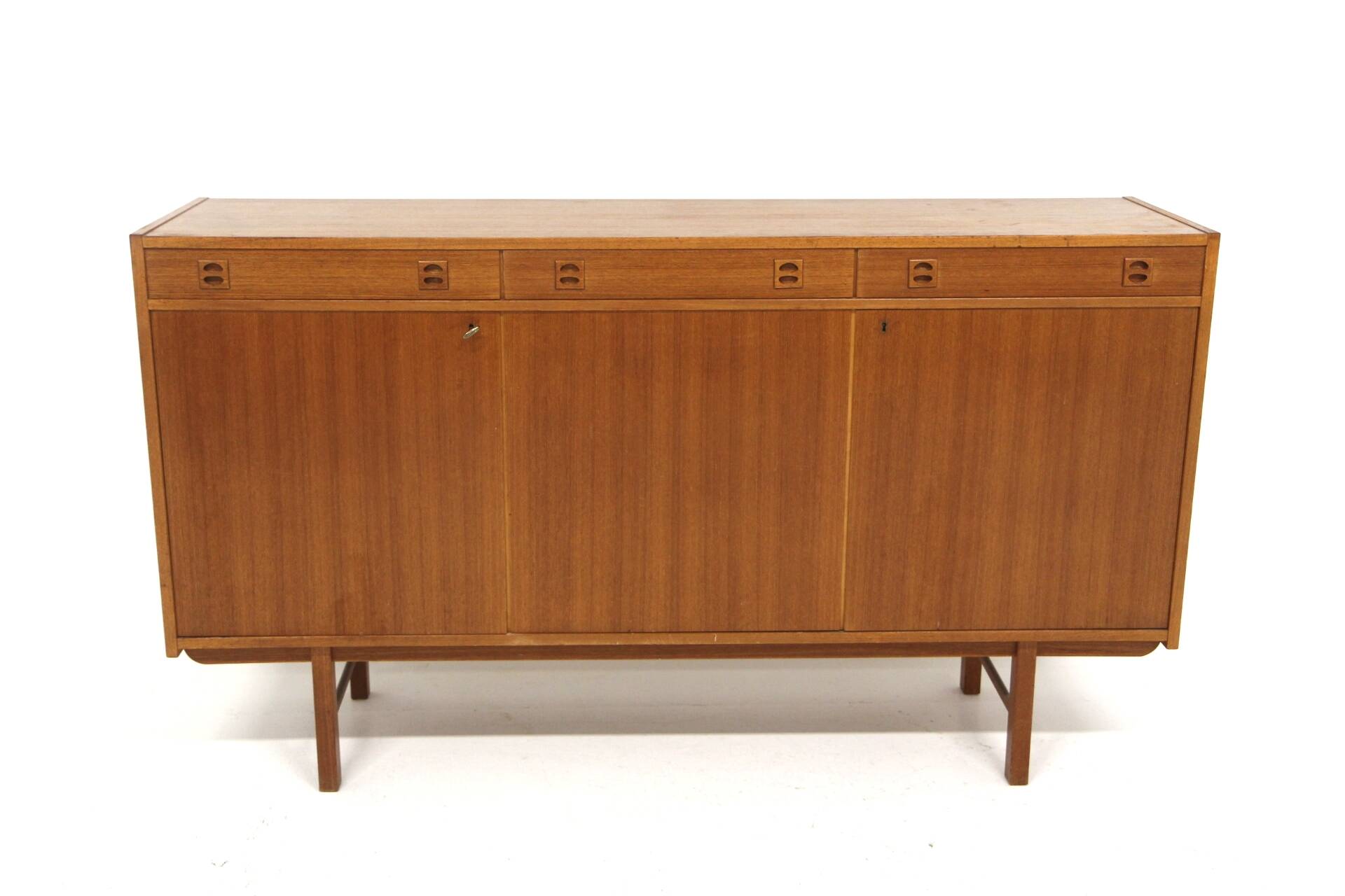 Scandinavian sideboard in teak and oak, Sweden, 1960.