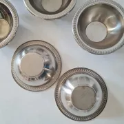 Set of 6 small vintage stainless steel bowls Set of 6 small bowls