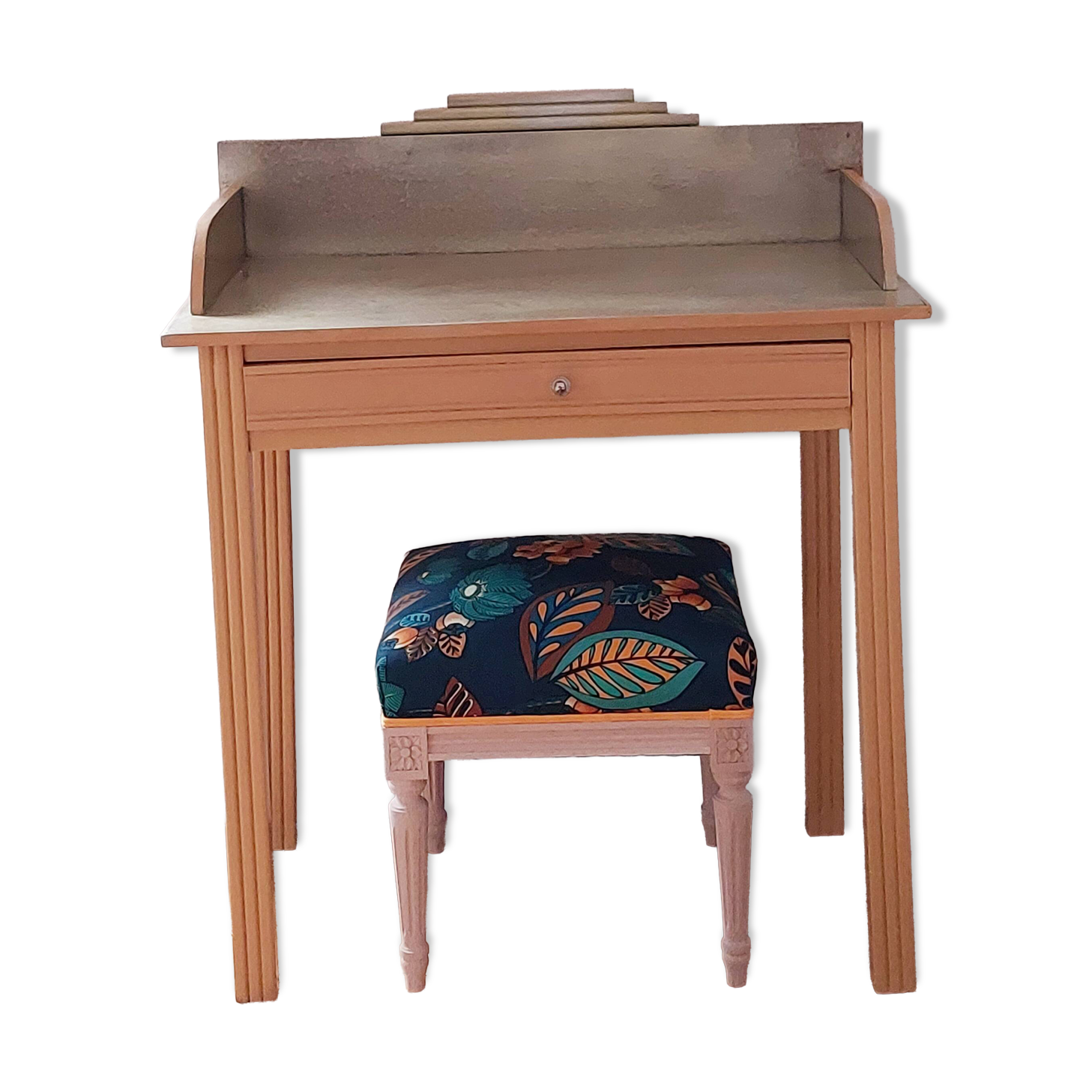 Petit bureau rénové Art Déco