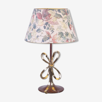 Lampe de table fleur à nœud en laiton