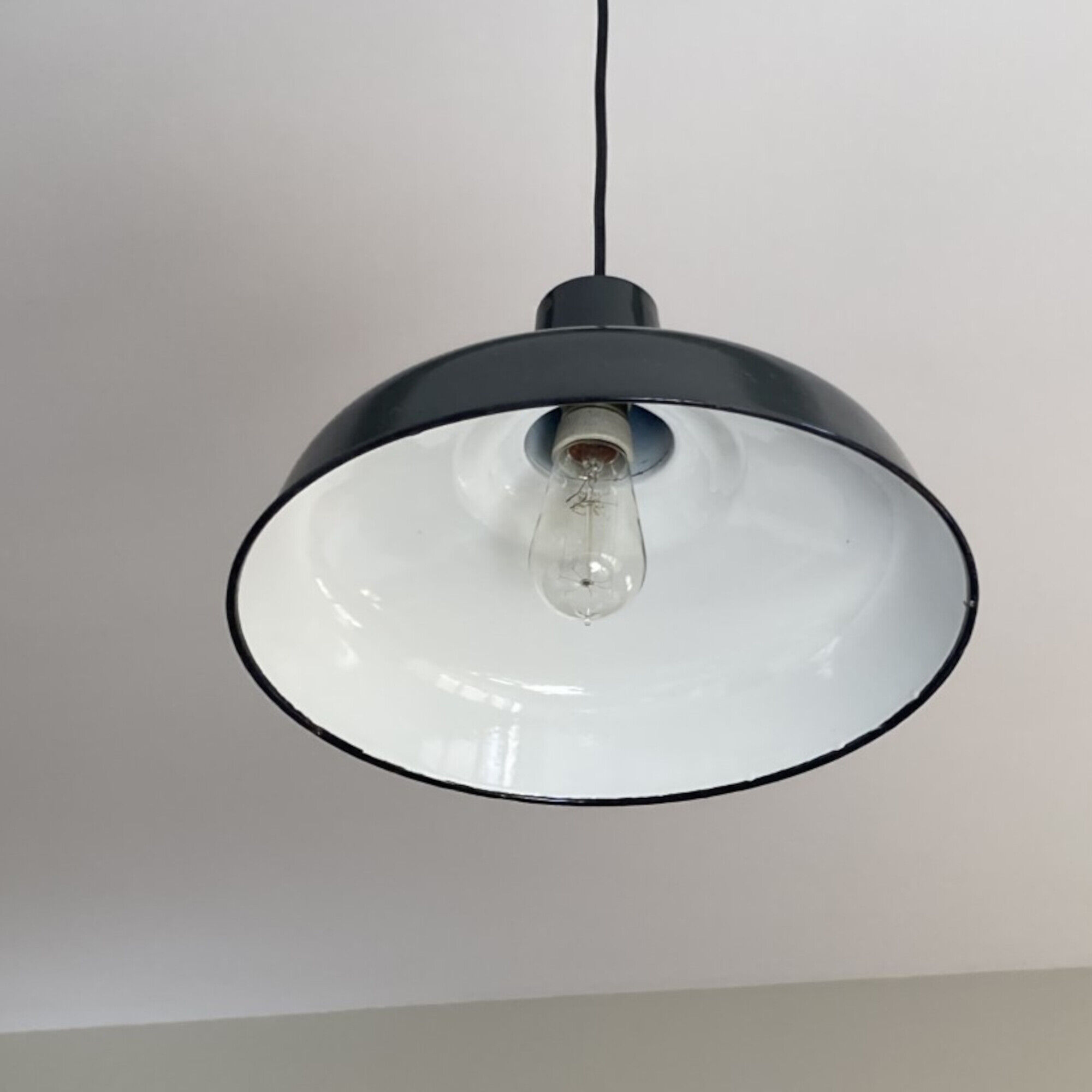 Old hanging lamp black enamelled sheet metal industrial vintage garage