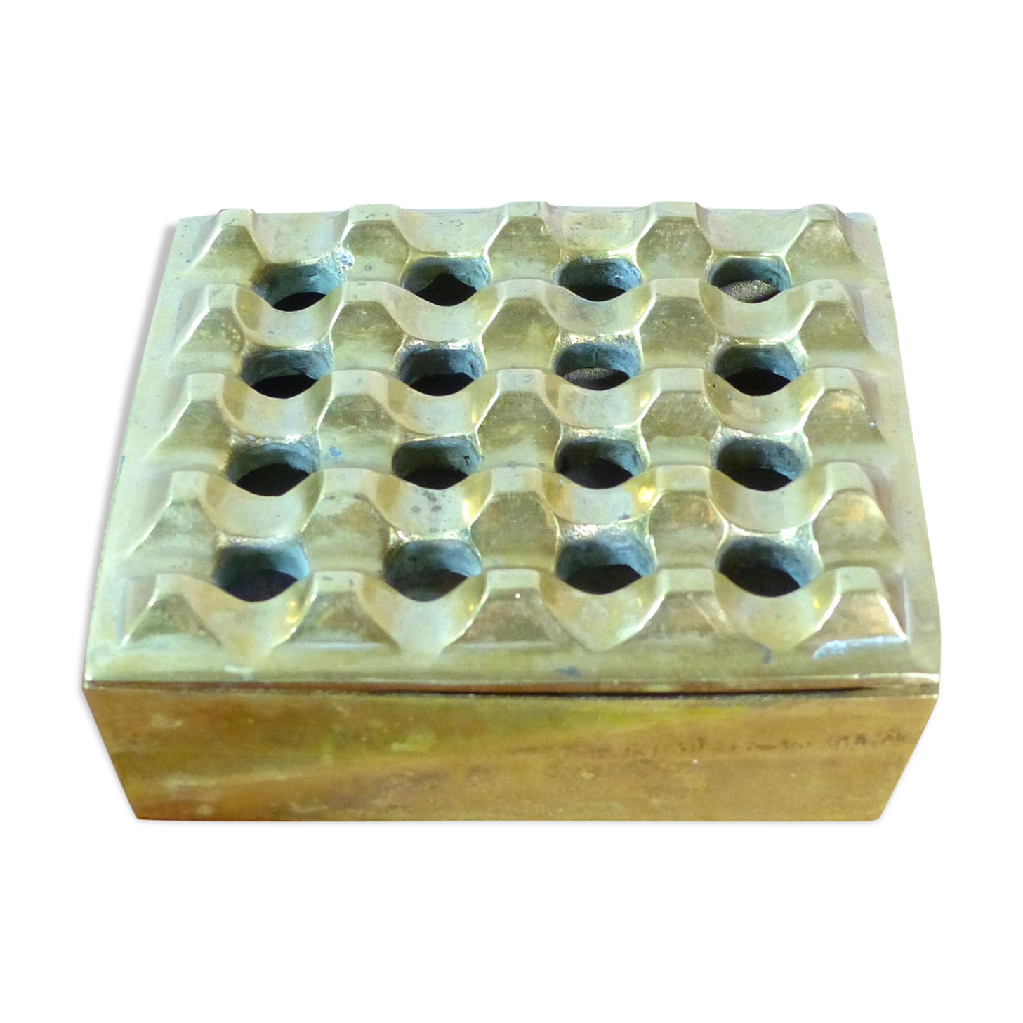 Ultima grate ashtray