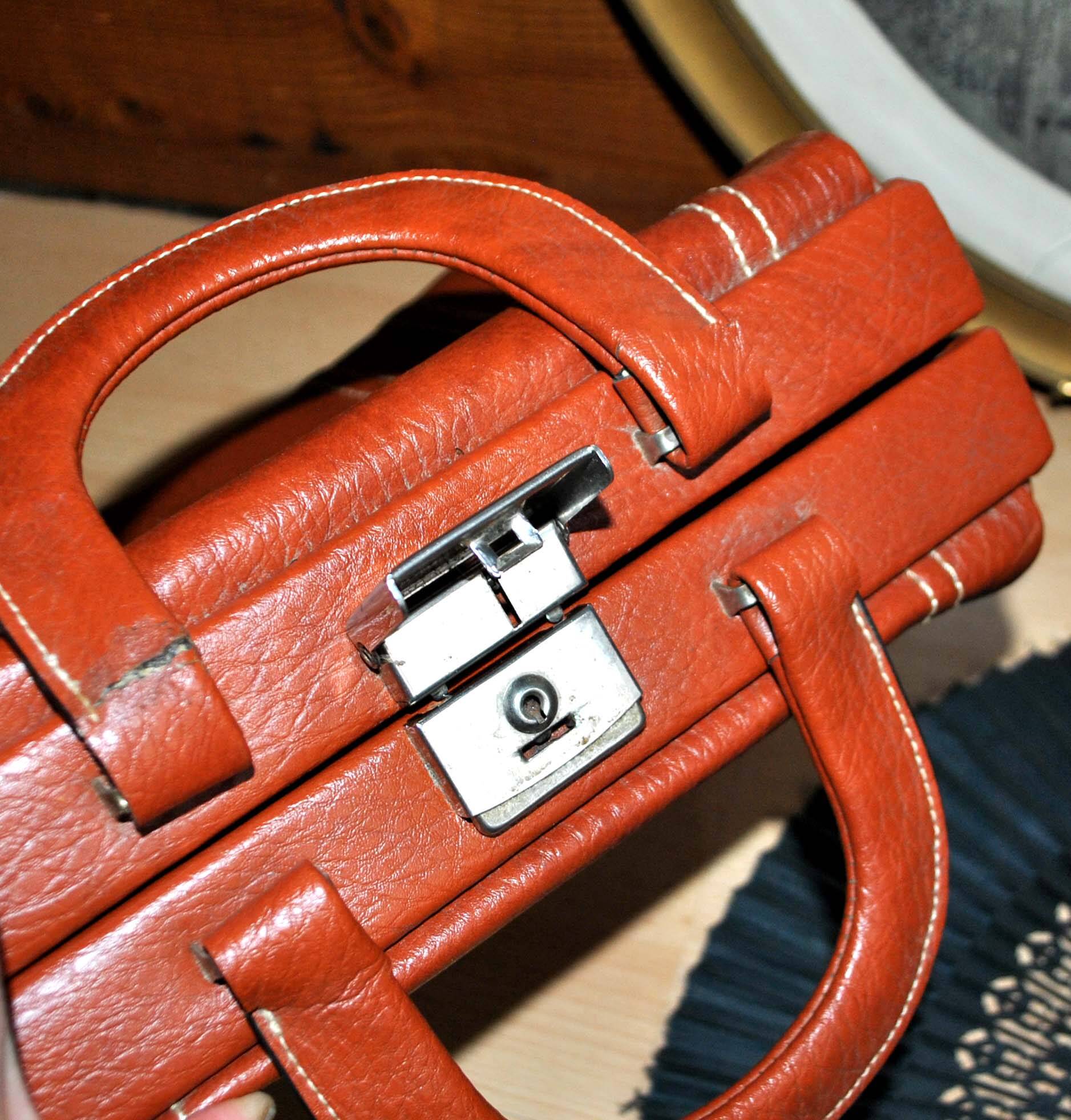 Vintage Valisette handbag 1940-1950 Orange-brown faux Skai Malette Vanity