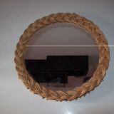 Wicker mirror in its juice