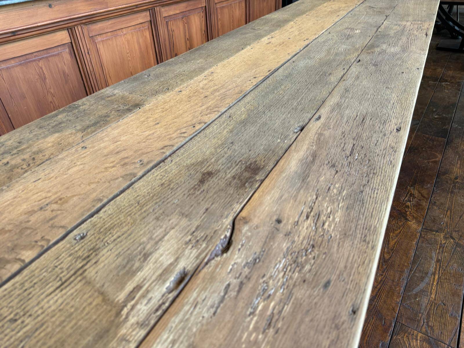 Grande table de couvent en chêne