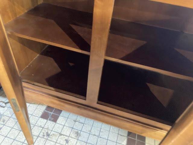 Cherry wood sideboard with 3 doors and 3 drawers