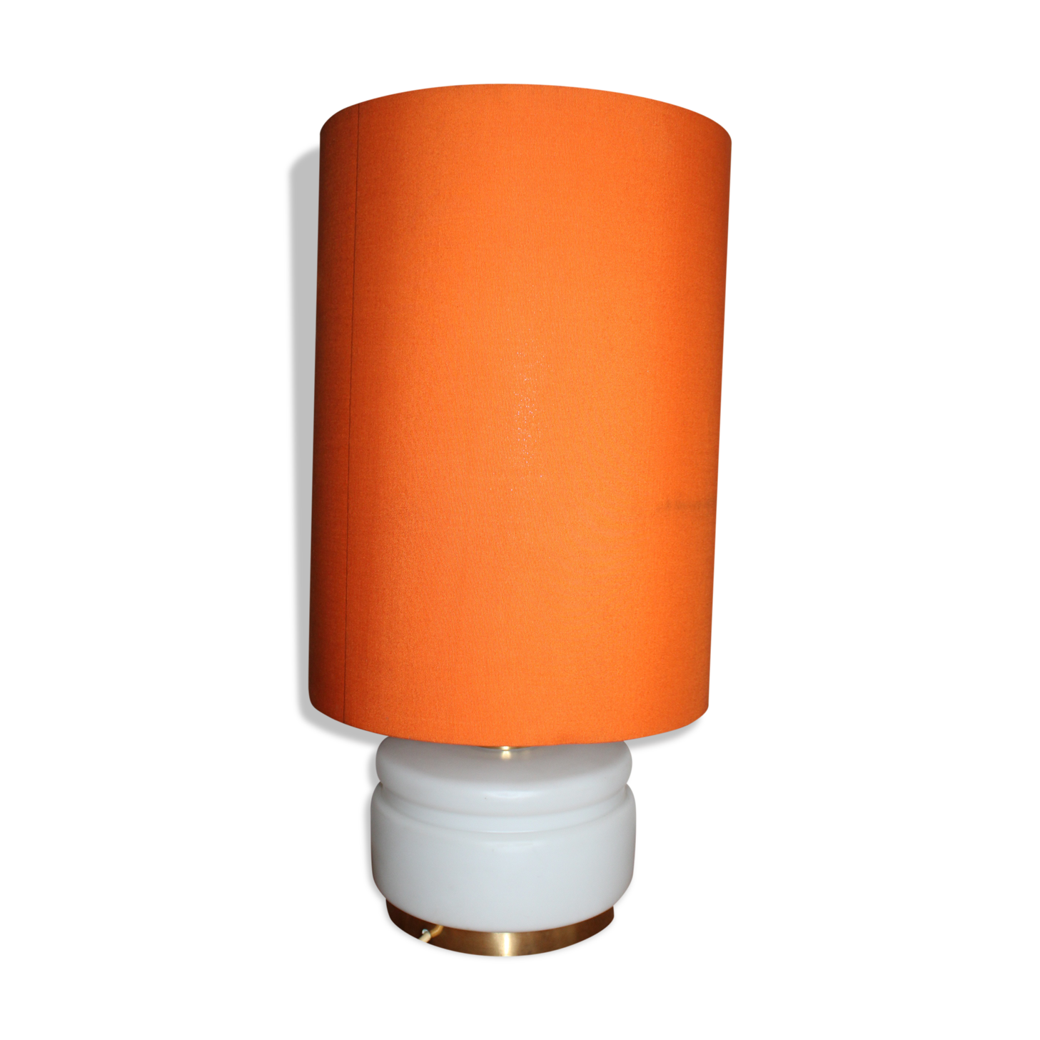Lampe en opaline et métal doré à double éclairage des années 70