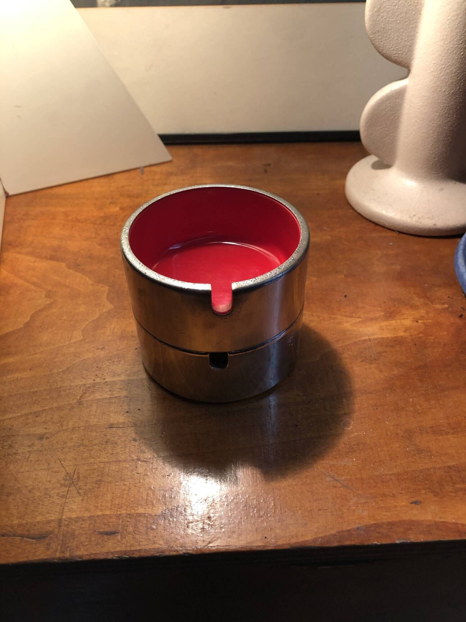 2 vintage ashtrays Isamu Kenmochi space age black and red Japan 1960