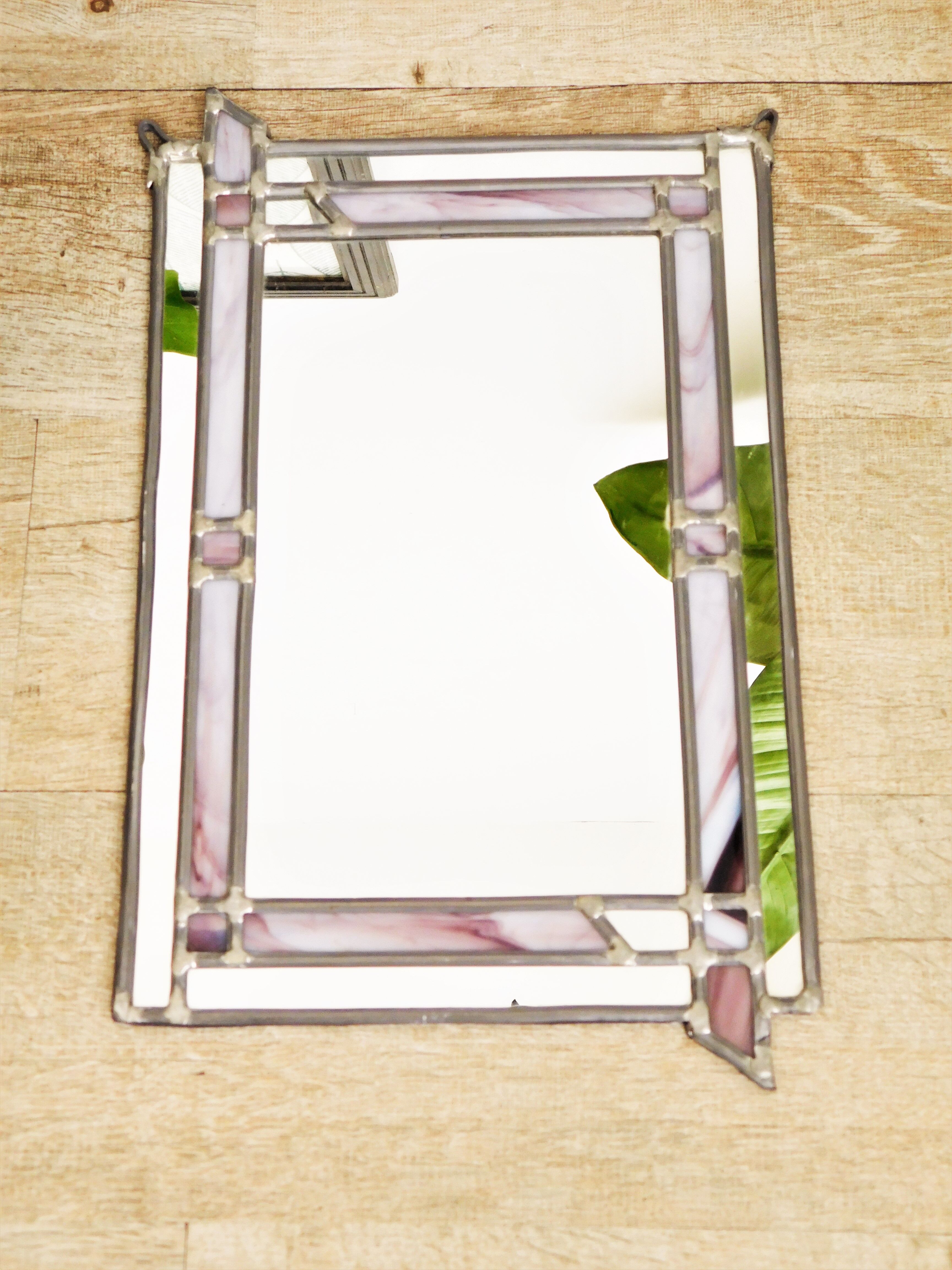 Mirror art deco to connector