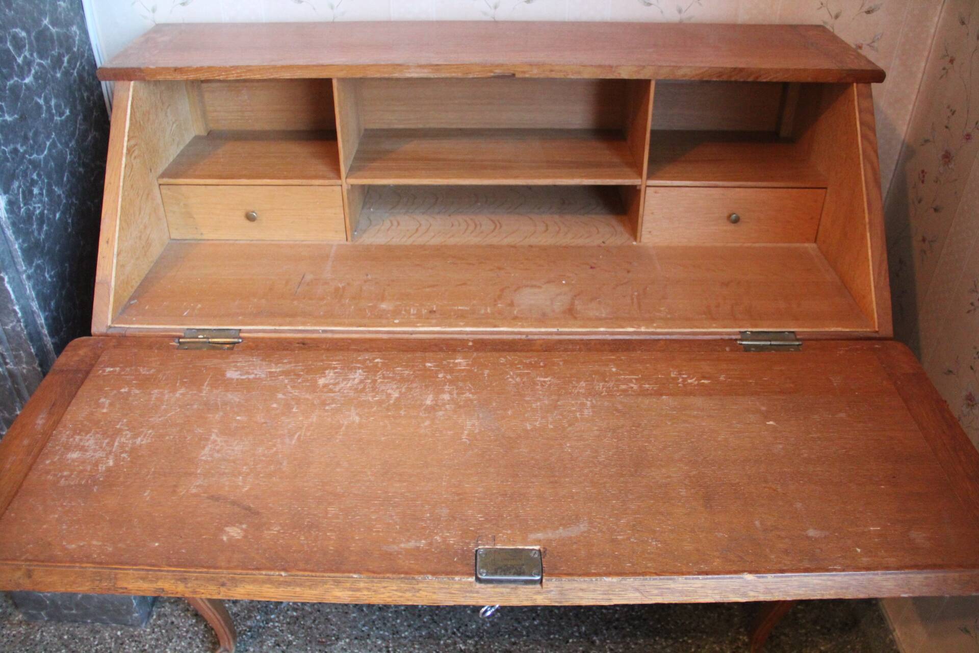 Small oak desk in Louis XV style