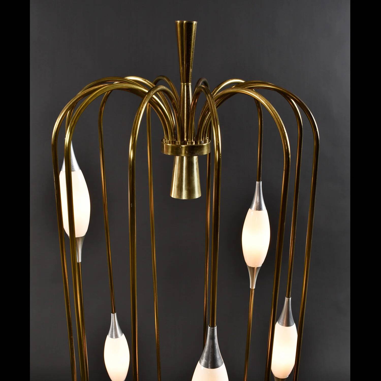 Lampadaire cascade en métal doré, années 1970