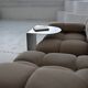 Table d'appoint en acier inoxydable en forme de C Veliento