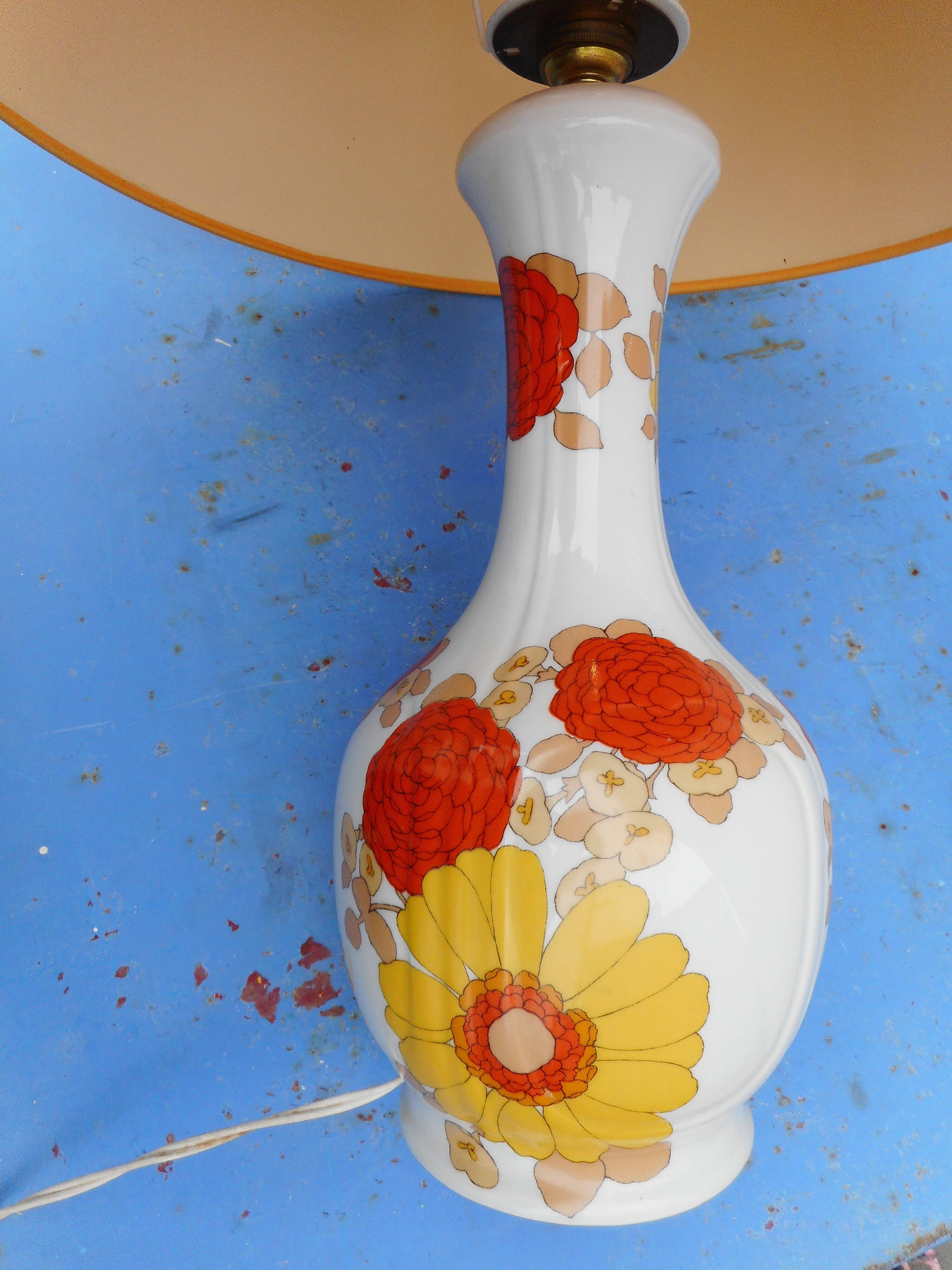 Vintage porcelain foot lamp