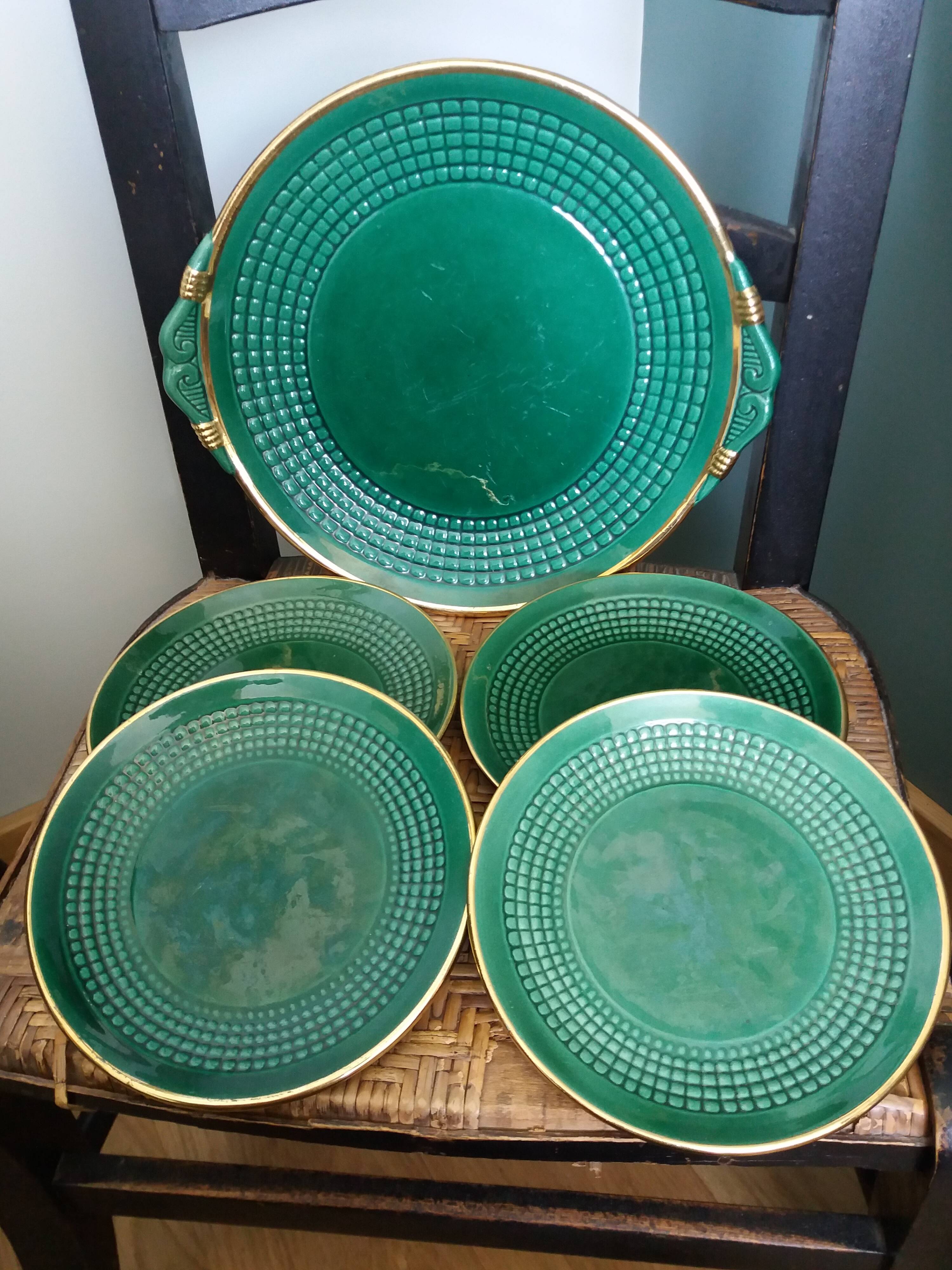 Dessert or cheese set, dish and 4 plates, Saint Clément green and gold