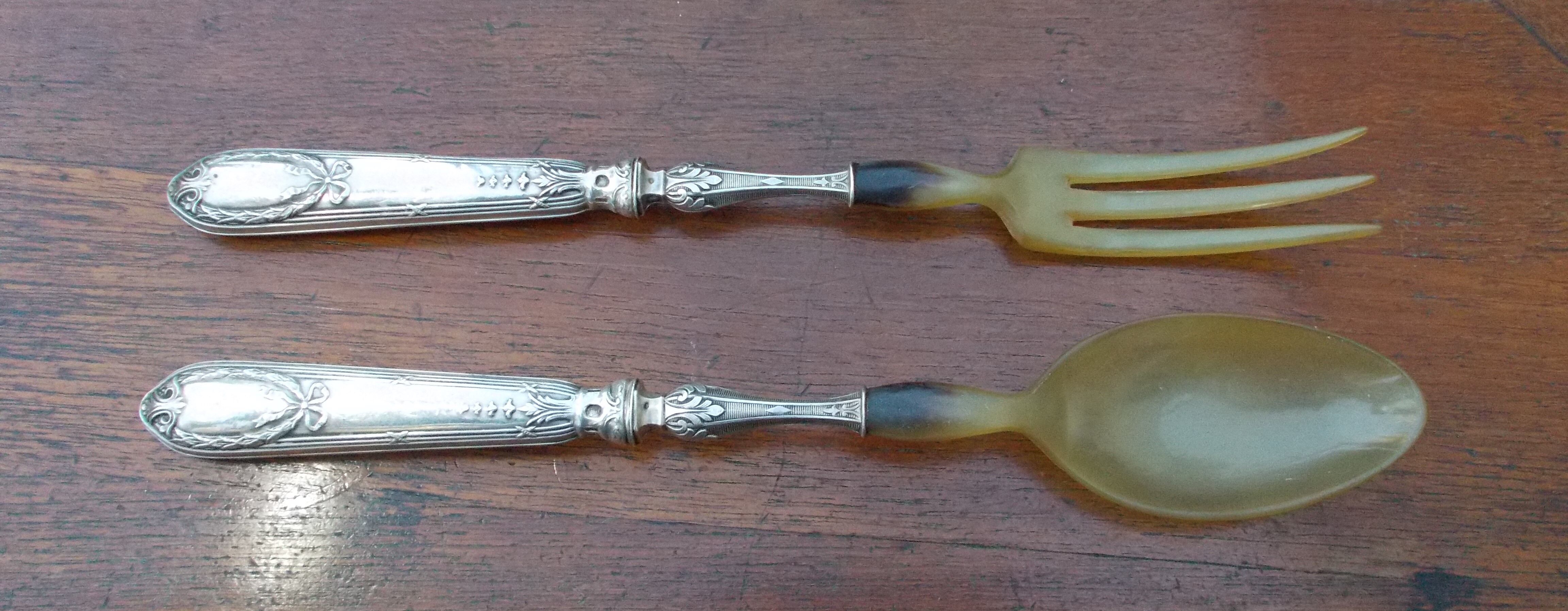 Service salad old handle silver stuffed punches Minerva