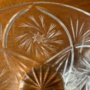 Pinwheel cut crystal bowl - bowl - empty pocket