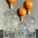 BOUTEILLES Verre Gravé et Bois VINTAGE
