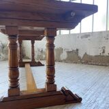 3m oak table from 1950 with its extensions