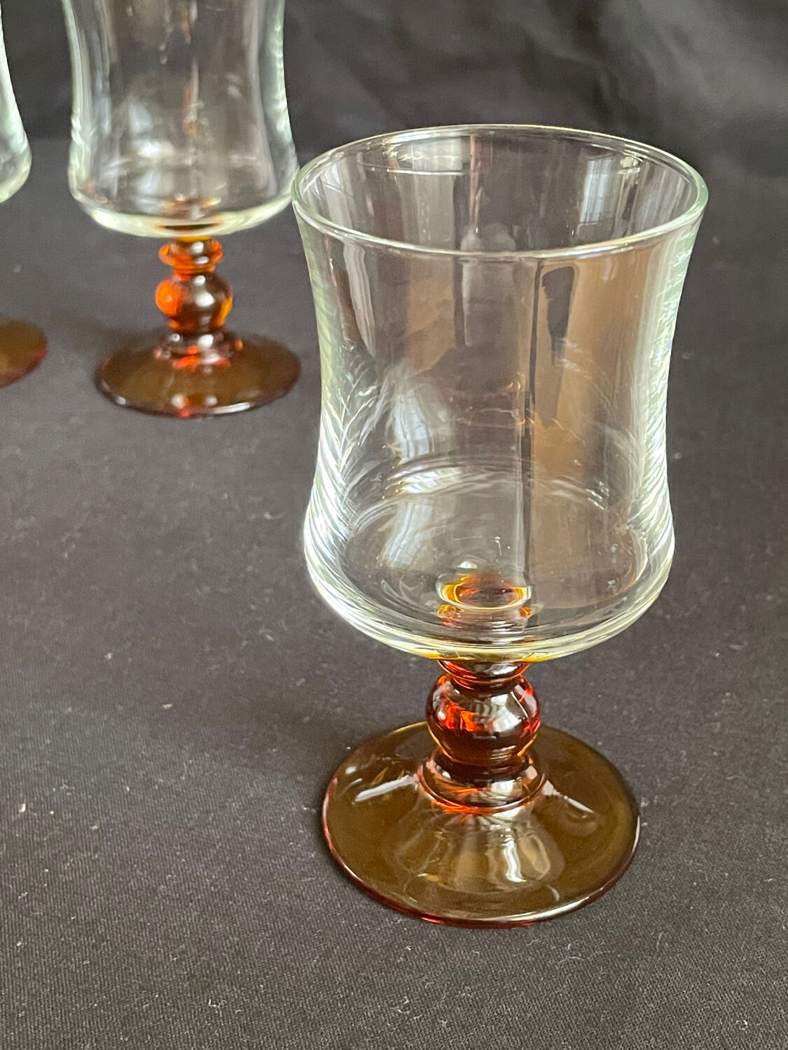 Set of 6 vintage Luminarc wine glasses