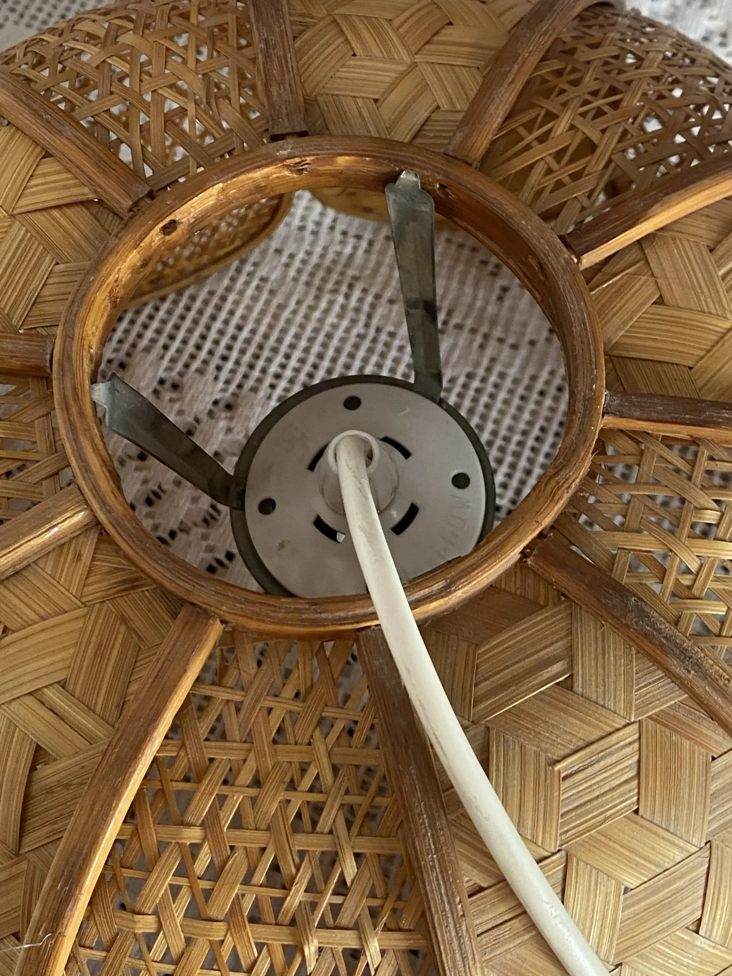 Suspension made of rattan and wicker