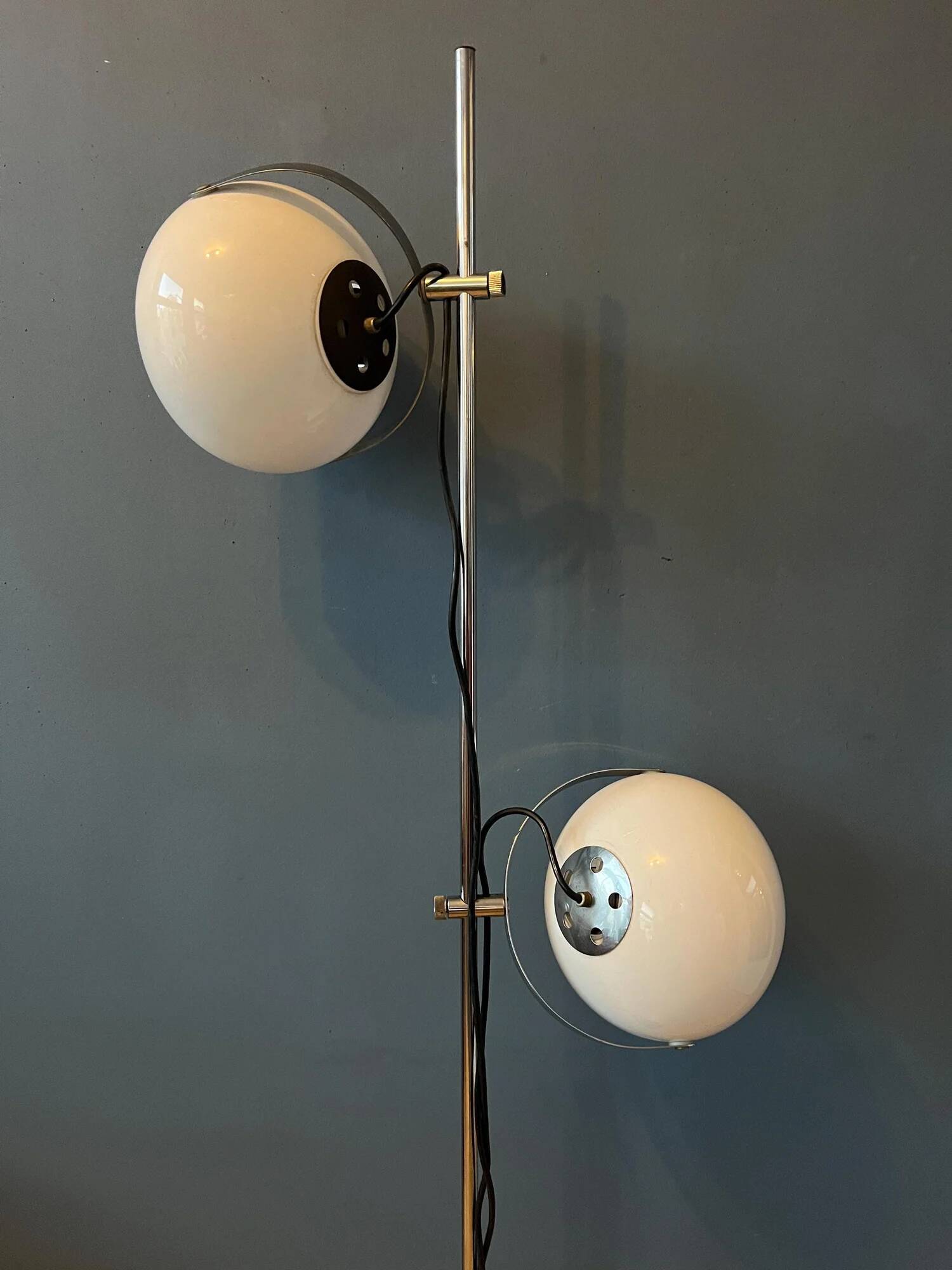 White vintage Dijkstra mushroom floor lamp