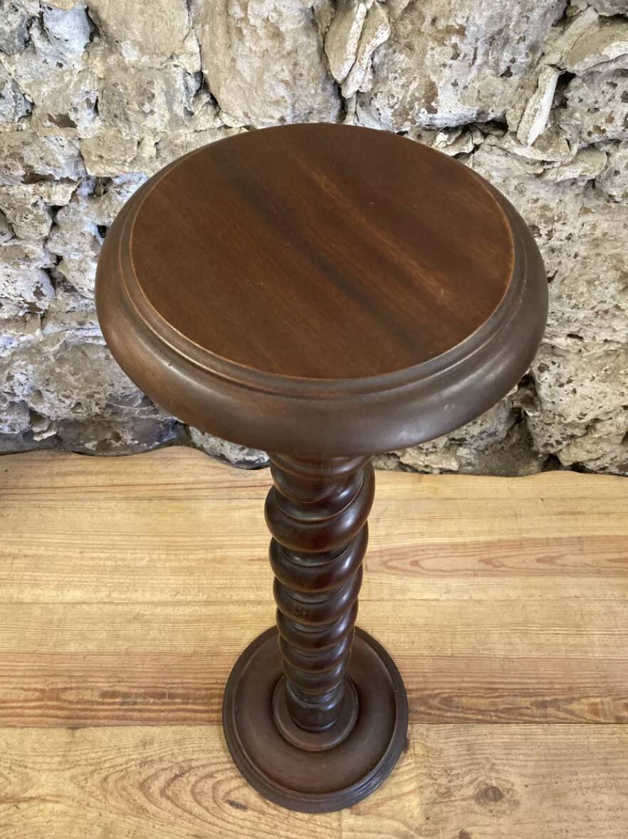 Solid wood column harness turned 1940