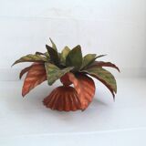 Metal flower wall light