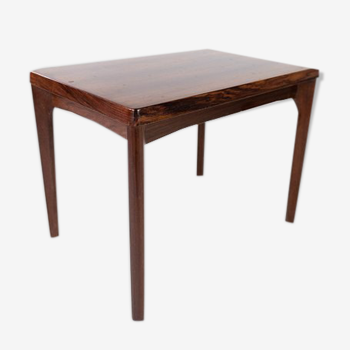 Side table in rosewood designed by Henning Kjærnulf and manufactured by Vejle Furniture in the 1960s