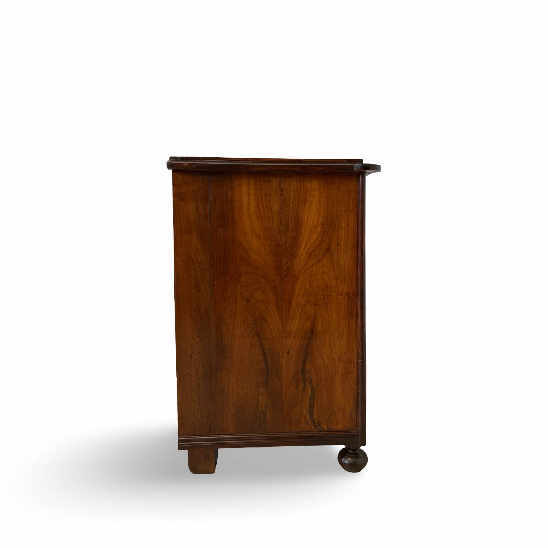 Small Antique walnut and walnut veneered Chest of Drawers – Neoclassic