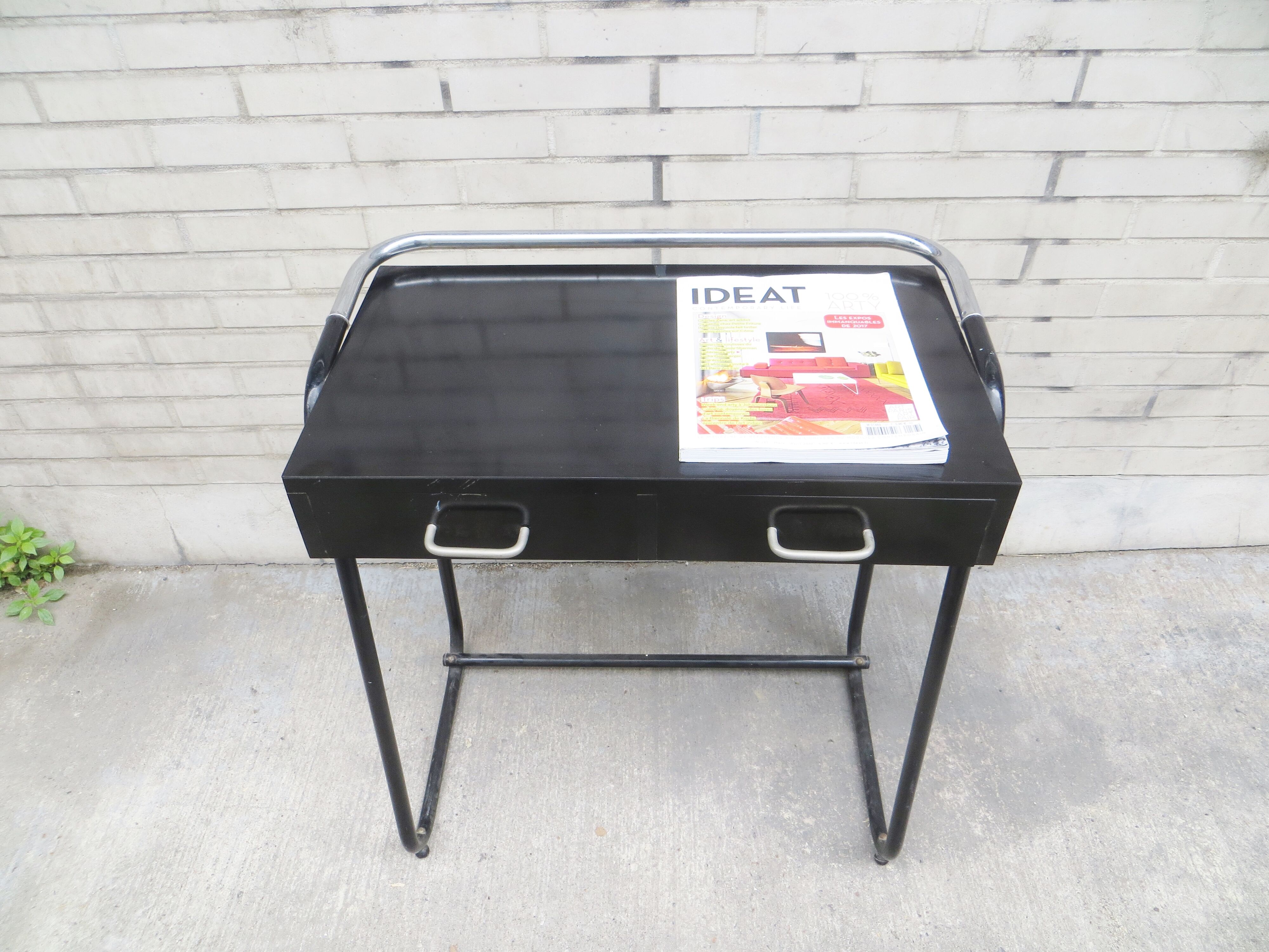 Vintage modernist table 60s