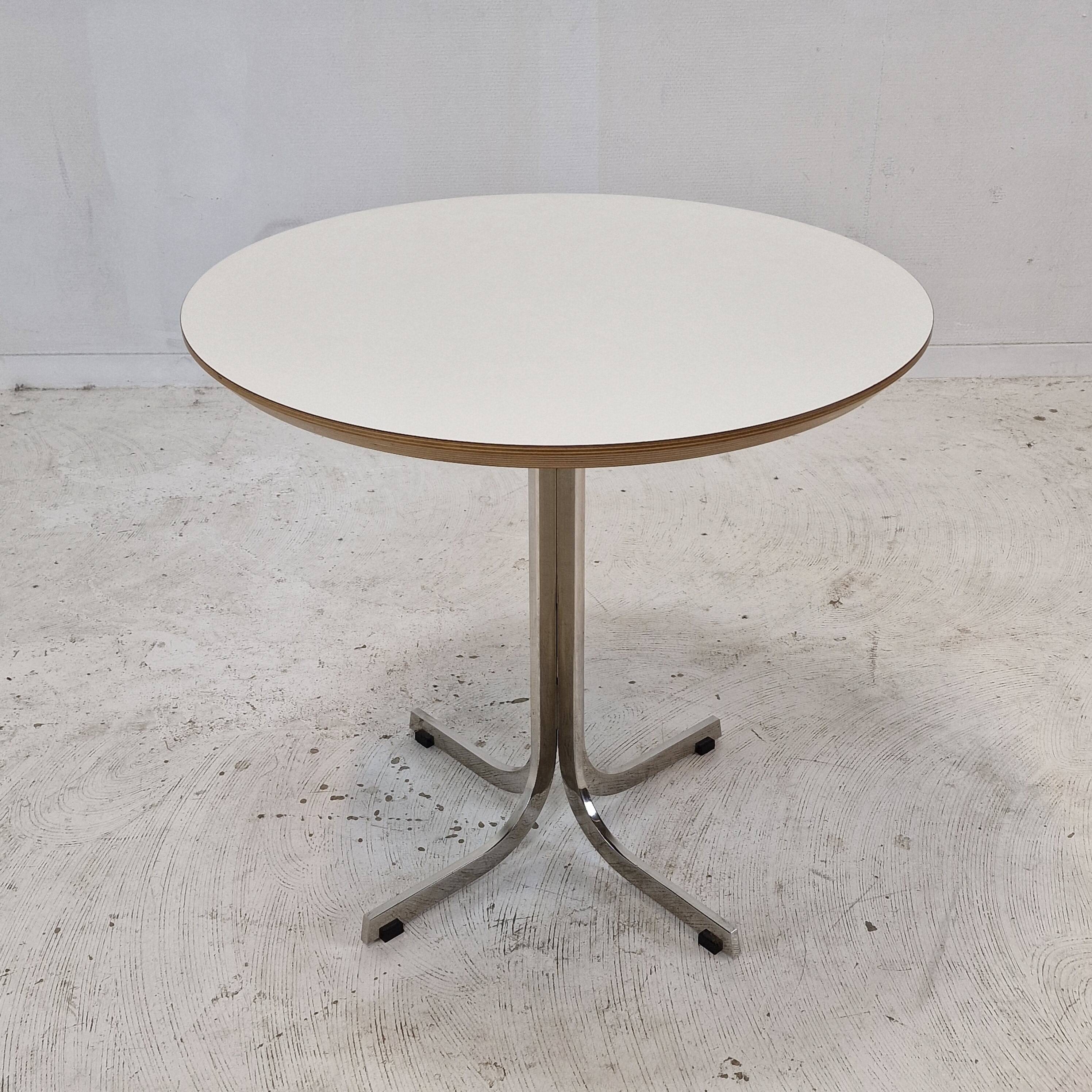 "Circle" Coffee or Side Table by Pierre Paulin for Artifort
