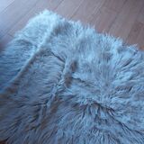 Tapis a poils longs pure laine blanc , vintage
