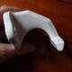 Patère en porcelaine blanche art déco