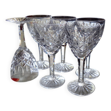 "Chantilly wine glasses on foot" from the Saint-Louis Crystalworks