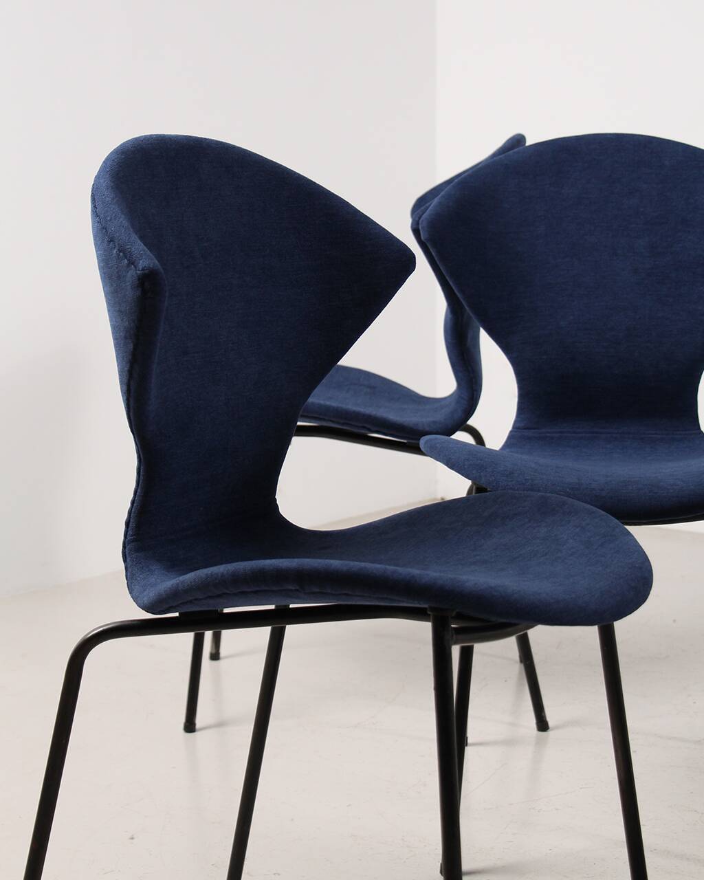 6 vintage Burov Dangles Defrance &950 chairs