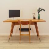 Oak desk, Italian design, 1970s, manufactured in Italy
