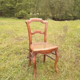 Chaise cannelée ancienne