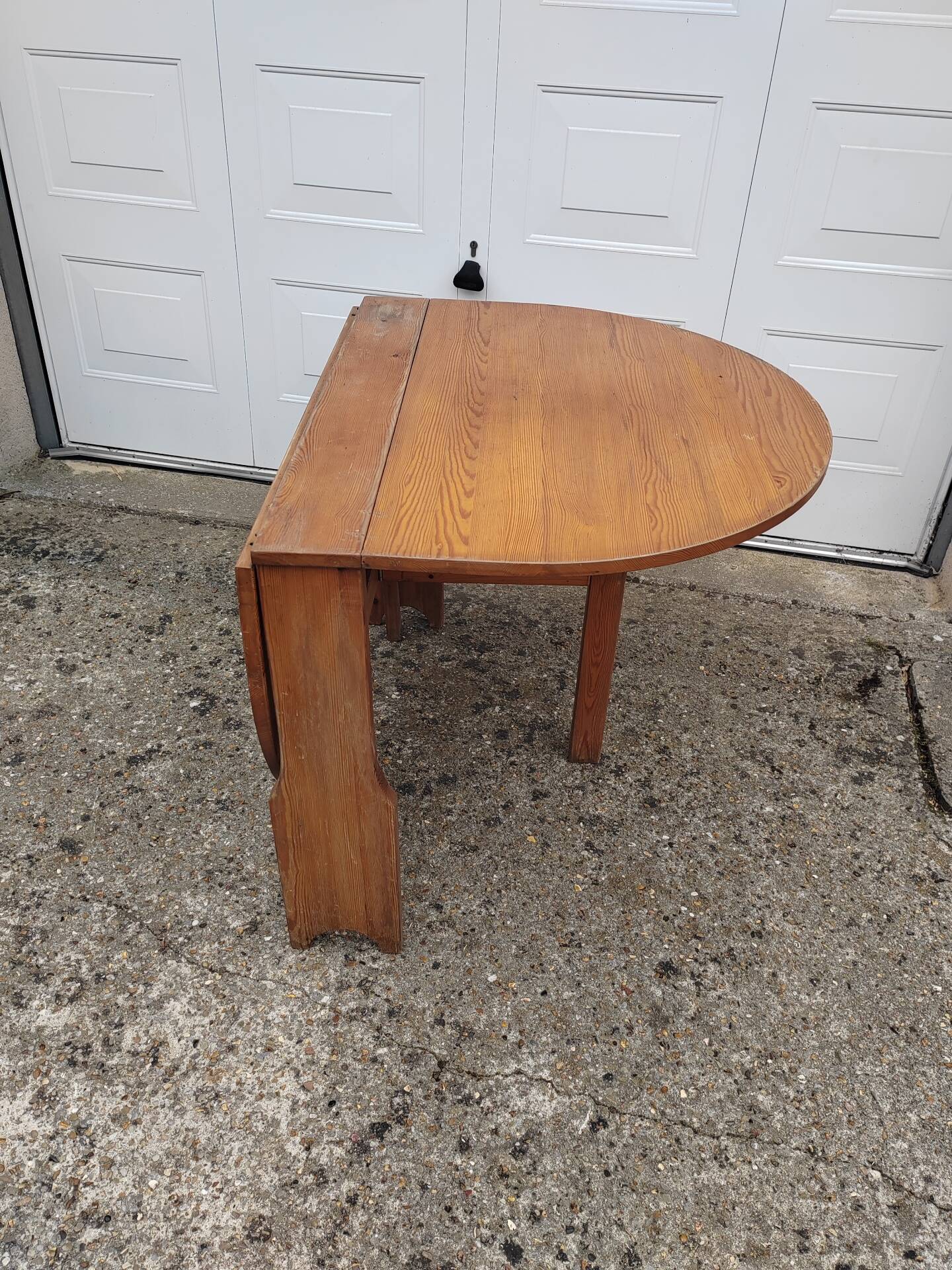 Vintage pine folding table