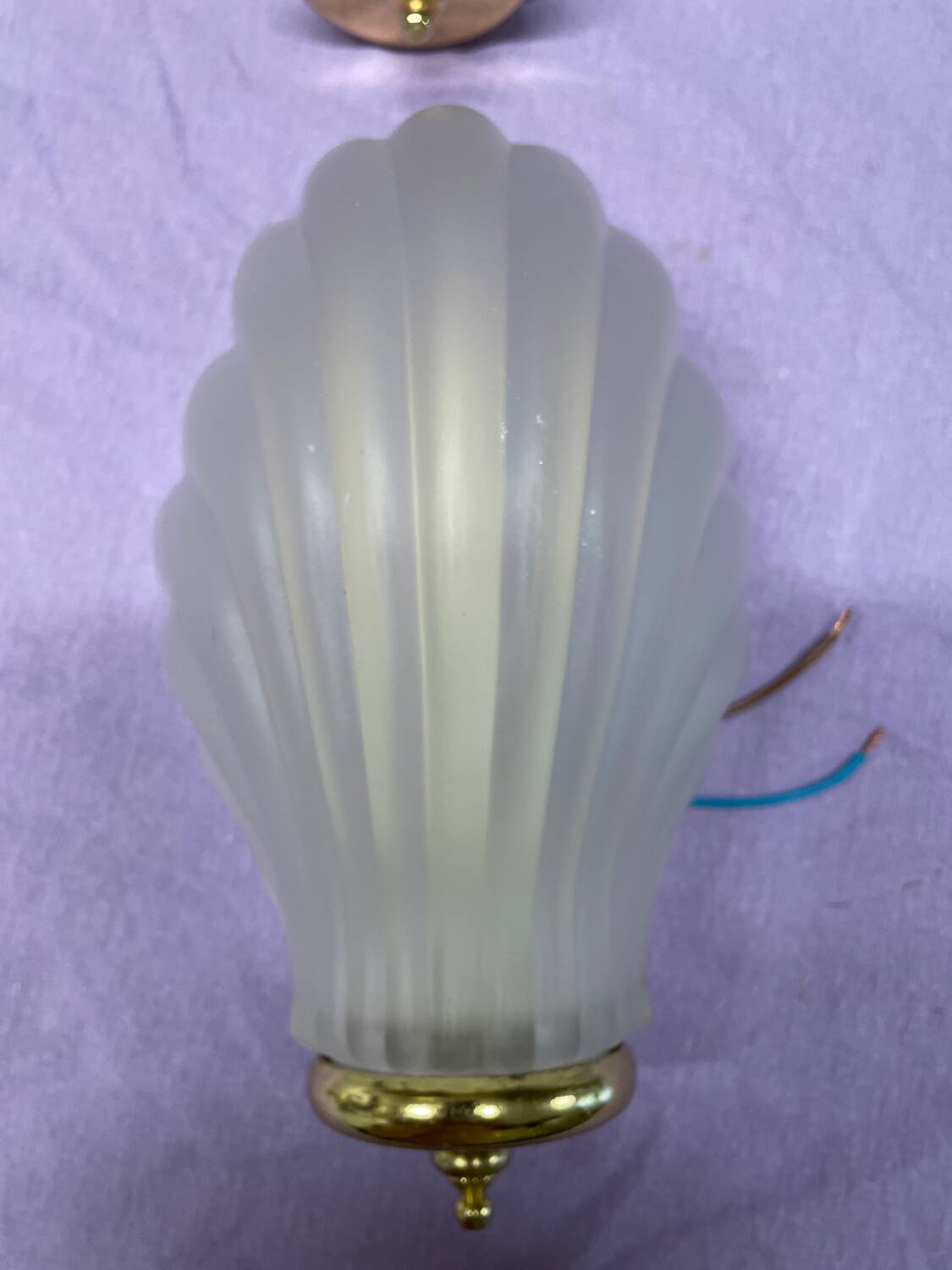 4 pressed glass wall lights with shell decor
