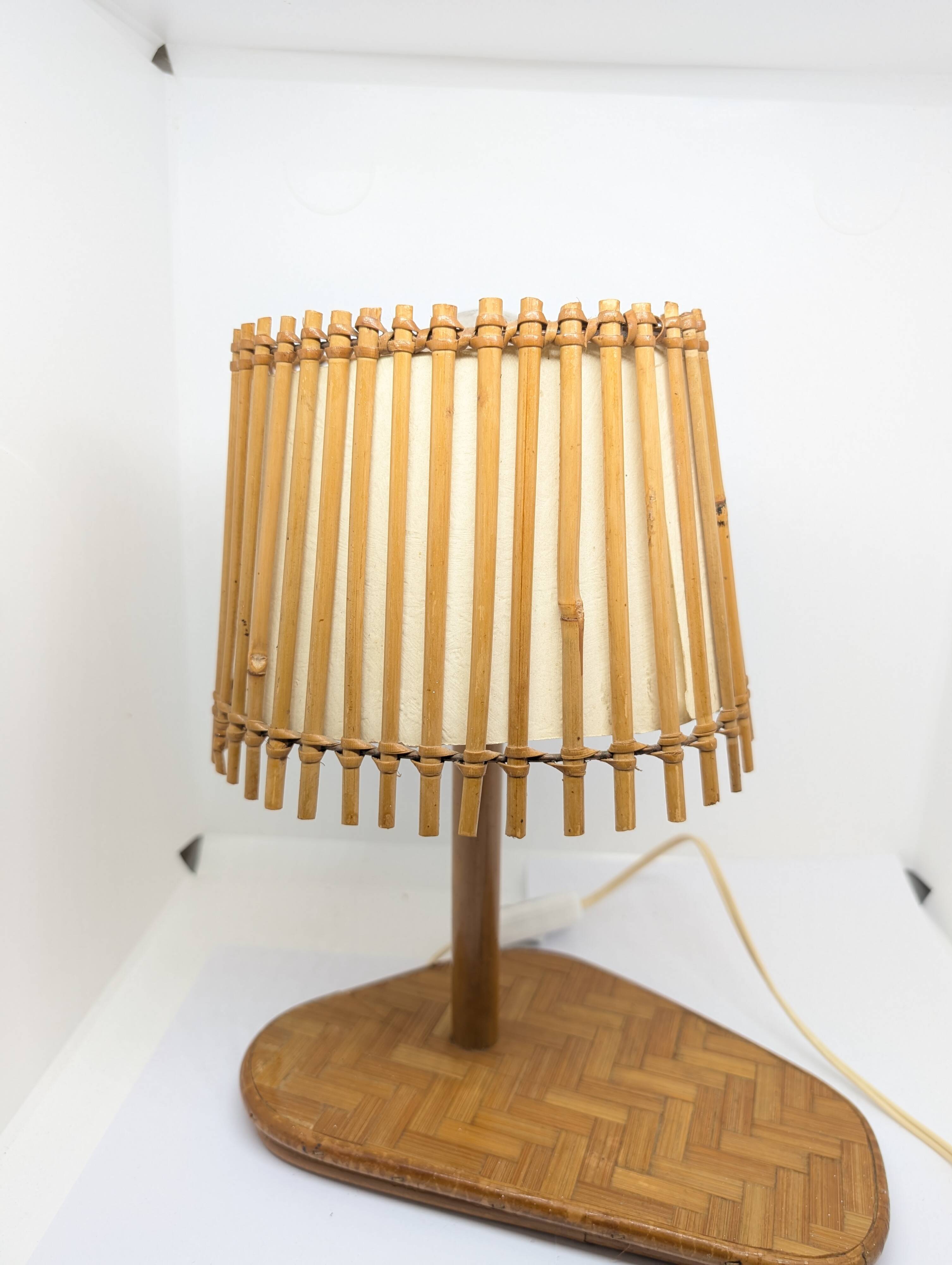 Superb vintage rattan lamp