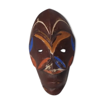Masque ethnique en bois