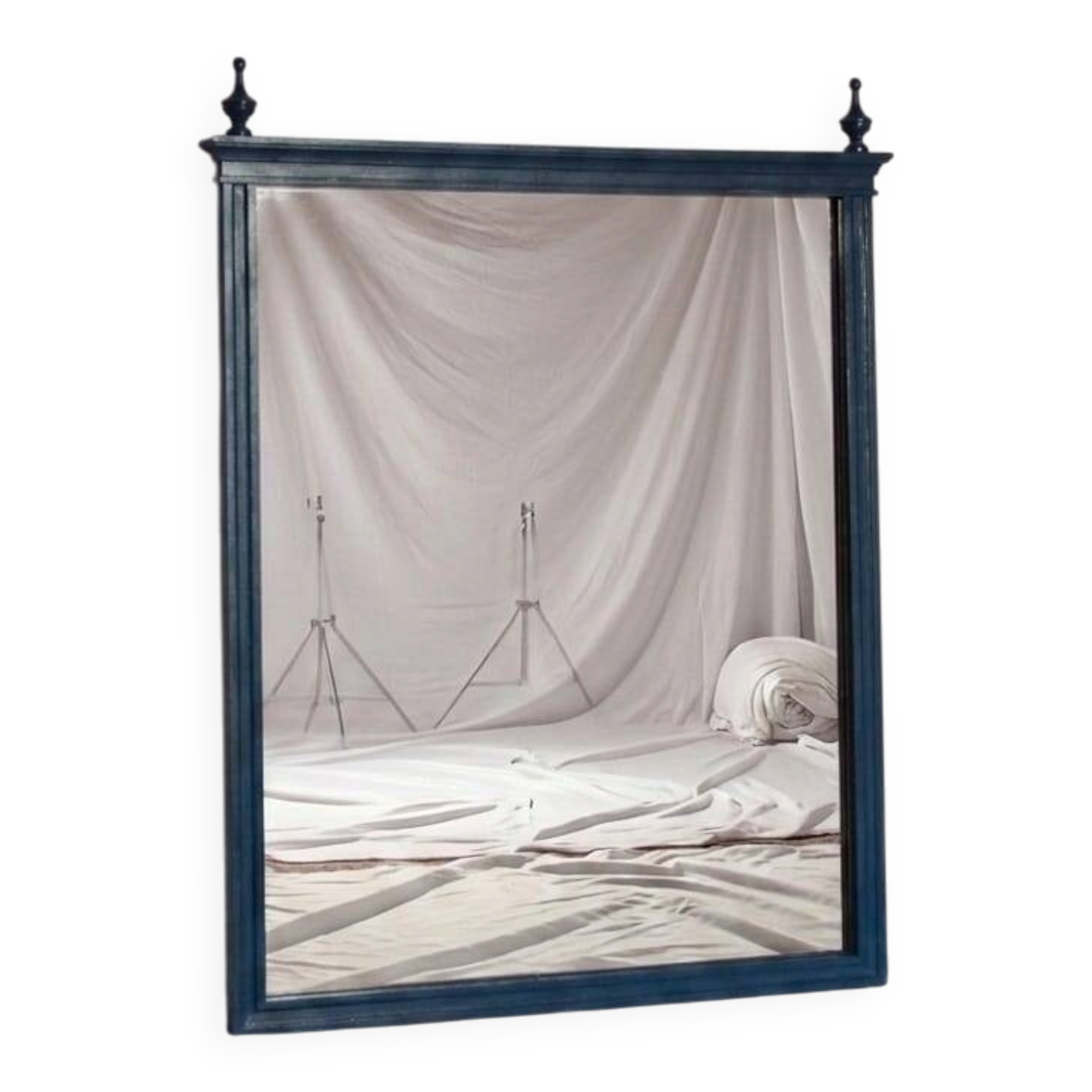 Restored vintage mirror in navy blue, Louis XVI style.