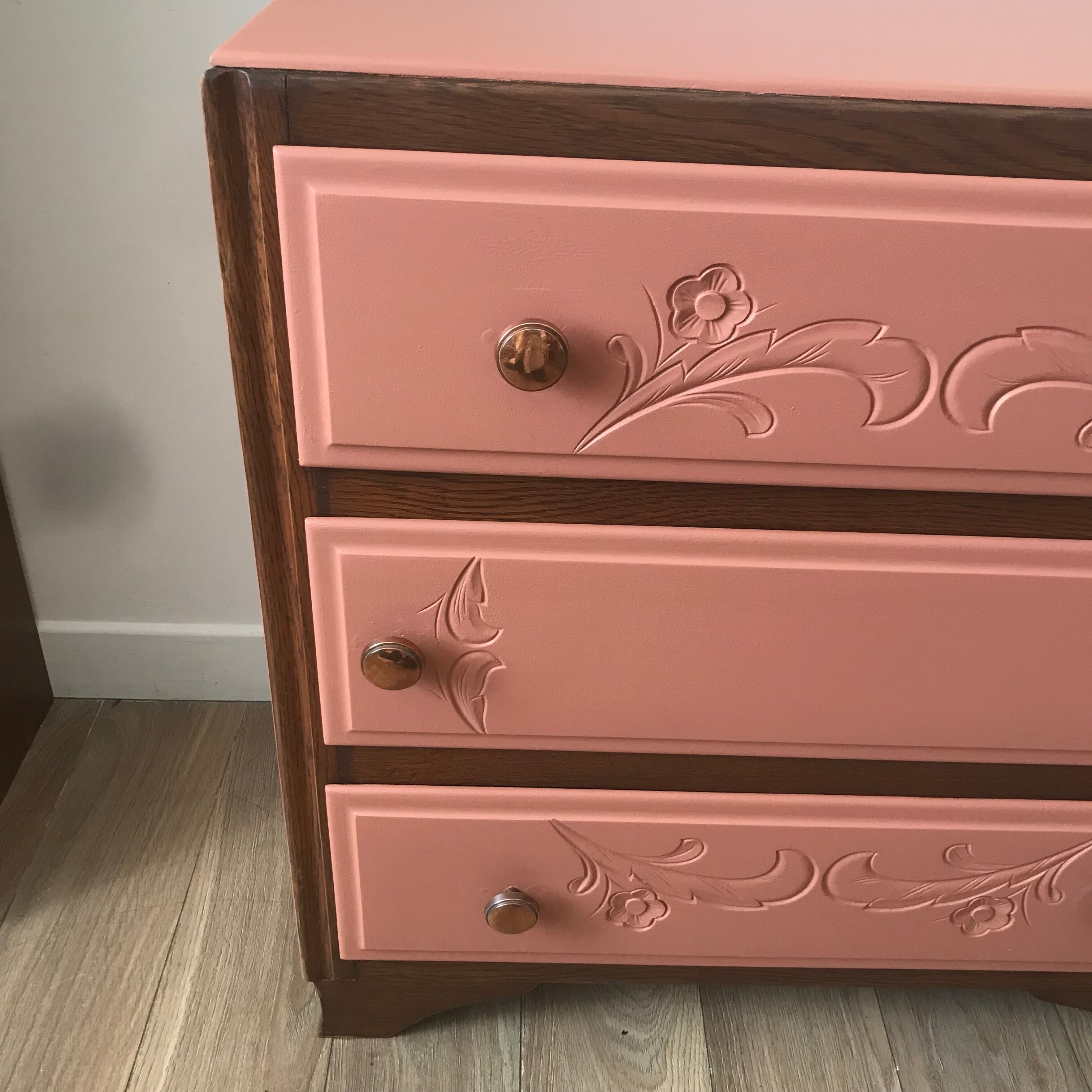 Commode Art Deco et terracotta