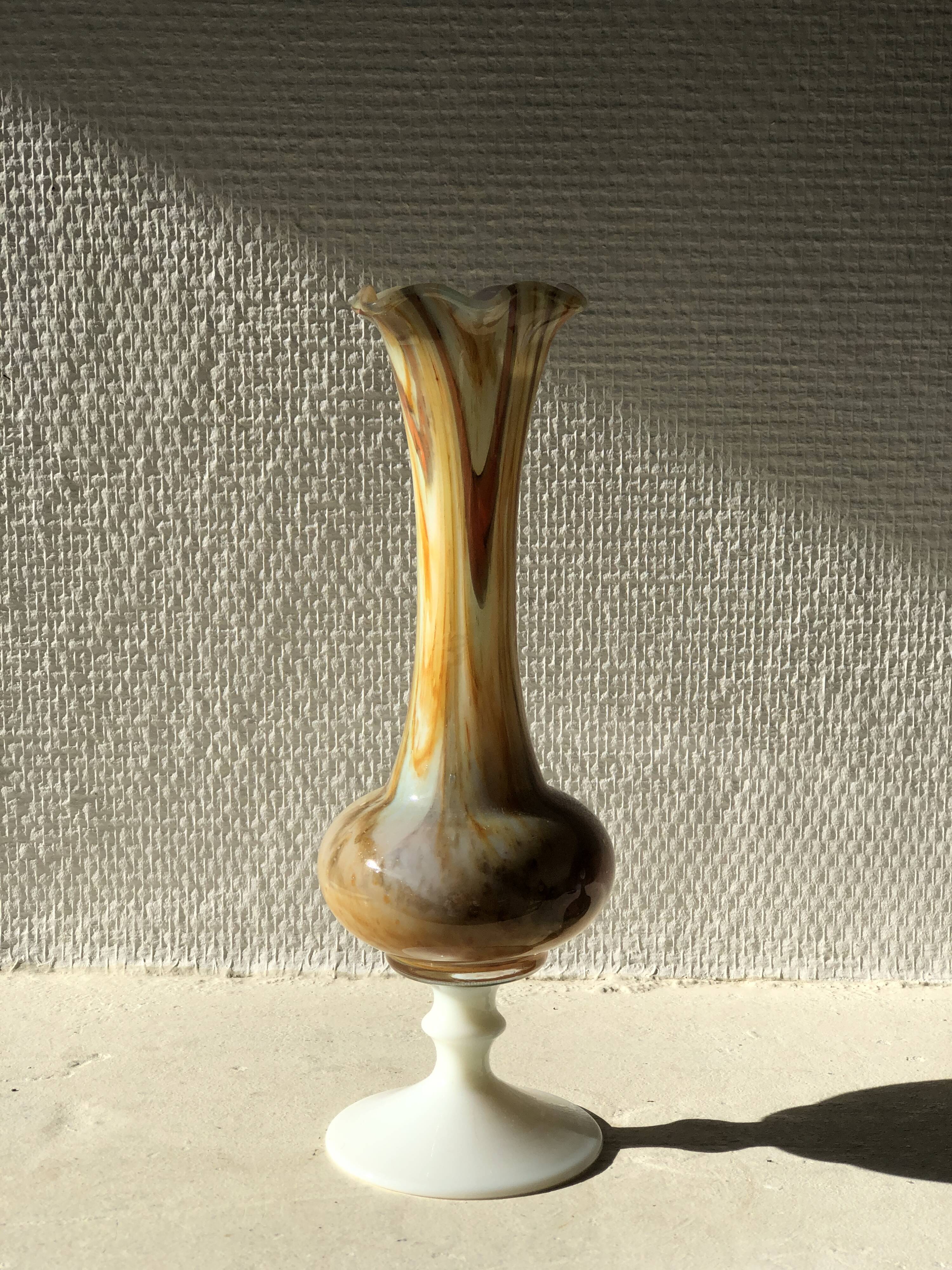 Vase opaline seventies