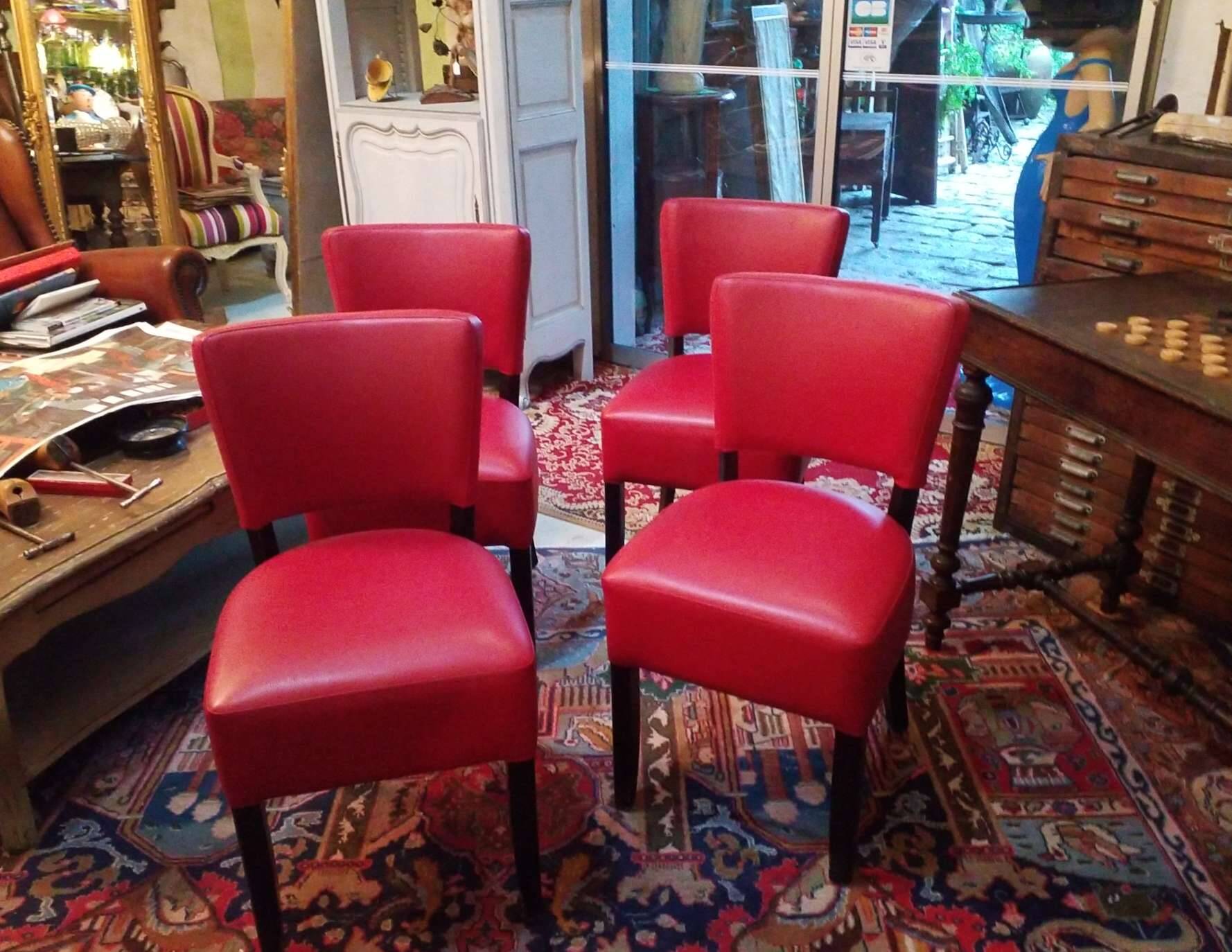 4 red chairs
