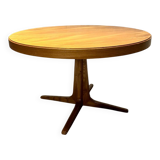 Baumann dining room round table